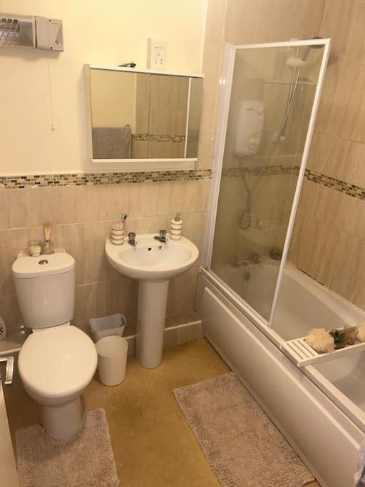 1 Bedroom Flat, Bournemouth Exterior foto